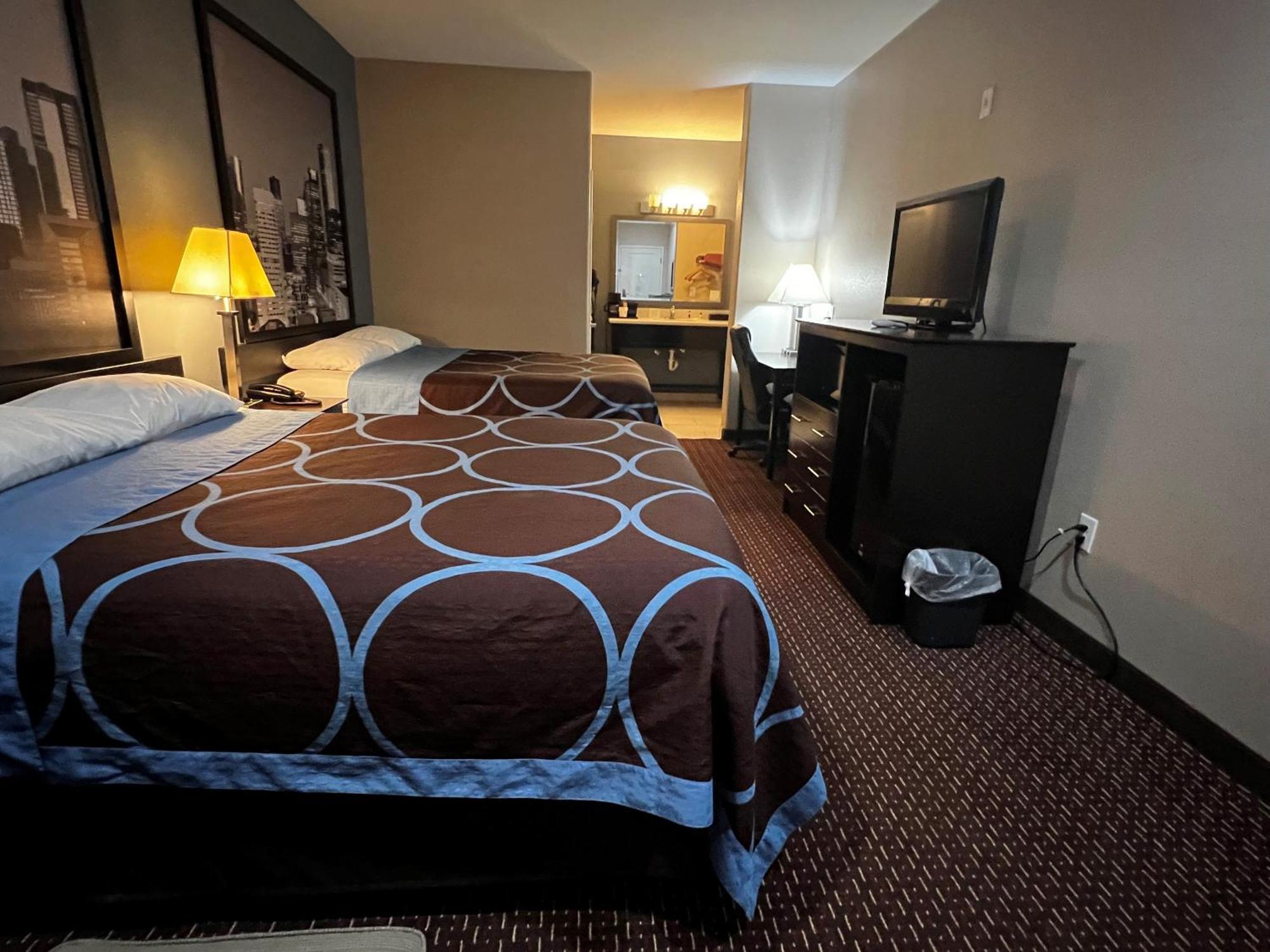 Motel Super 8 By Wyndham Center Zewnętrze zdjęcie