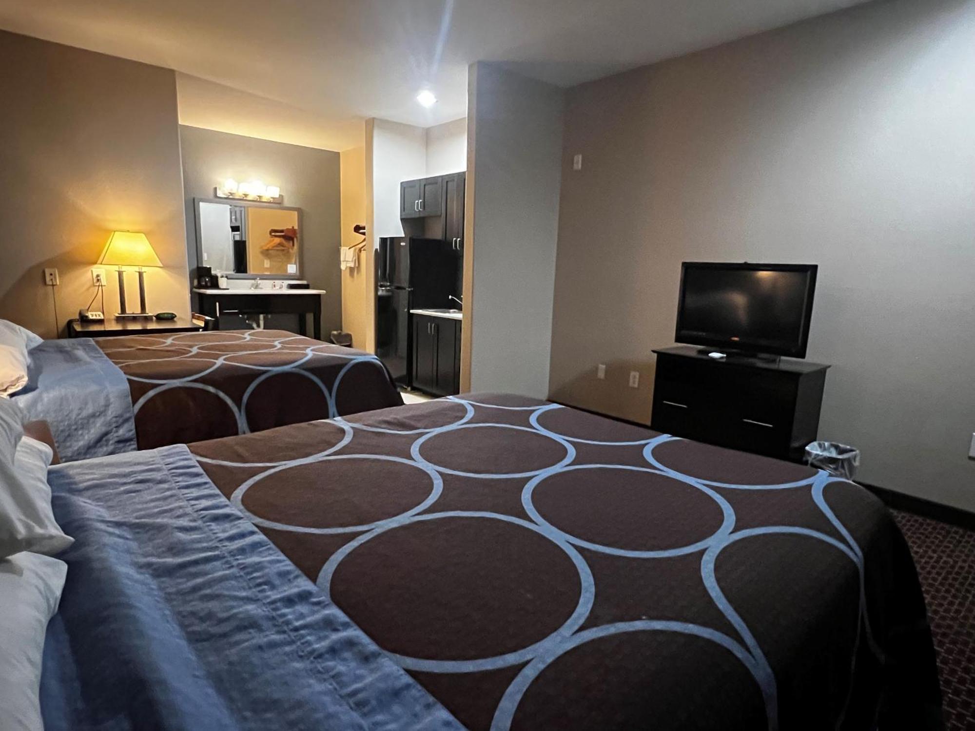 Motel Super 8 By Wyndham Center Zewnętrze zdjęcie